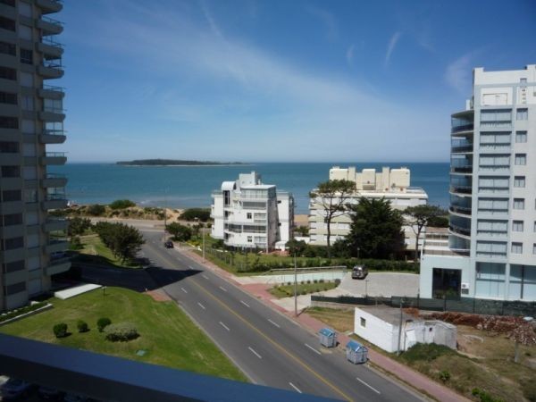 Cómodo departamento a pasitos del mar